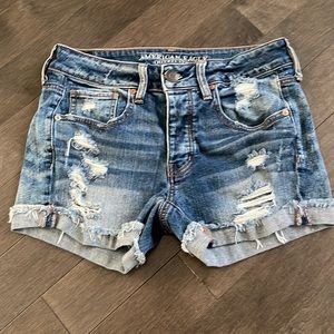 American Eagle Stretch Tomgirl Jean shorts Womens Size 2